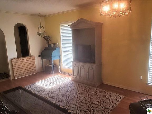 3rd image of 2507 Lowrey Dr