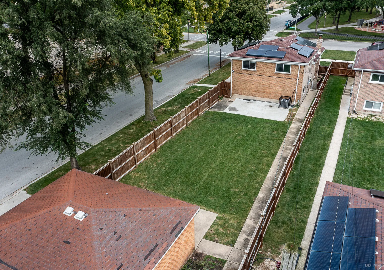 4 bed, 2100 sqft, $3,095 — Photo 4