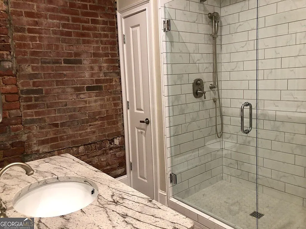 1 bed, 1.0 bath, $1,250 — Photo 3