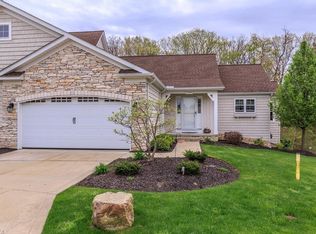 10946 Stream View Ln UNIT 68, Concord Township, OH 44077