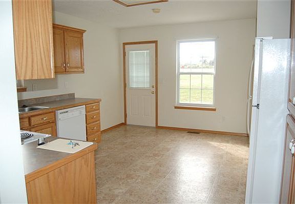 Eat-in Kitchen