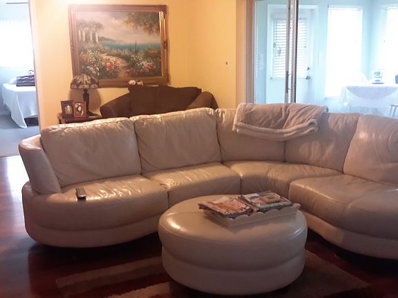 2nd living area