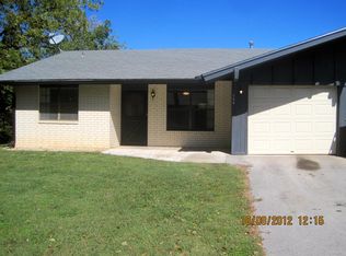 506 N F St, Rogers, AR 72756