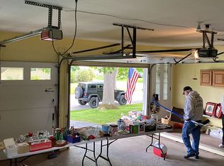 11 Windsor Pl, Lewiston, ME 04240