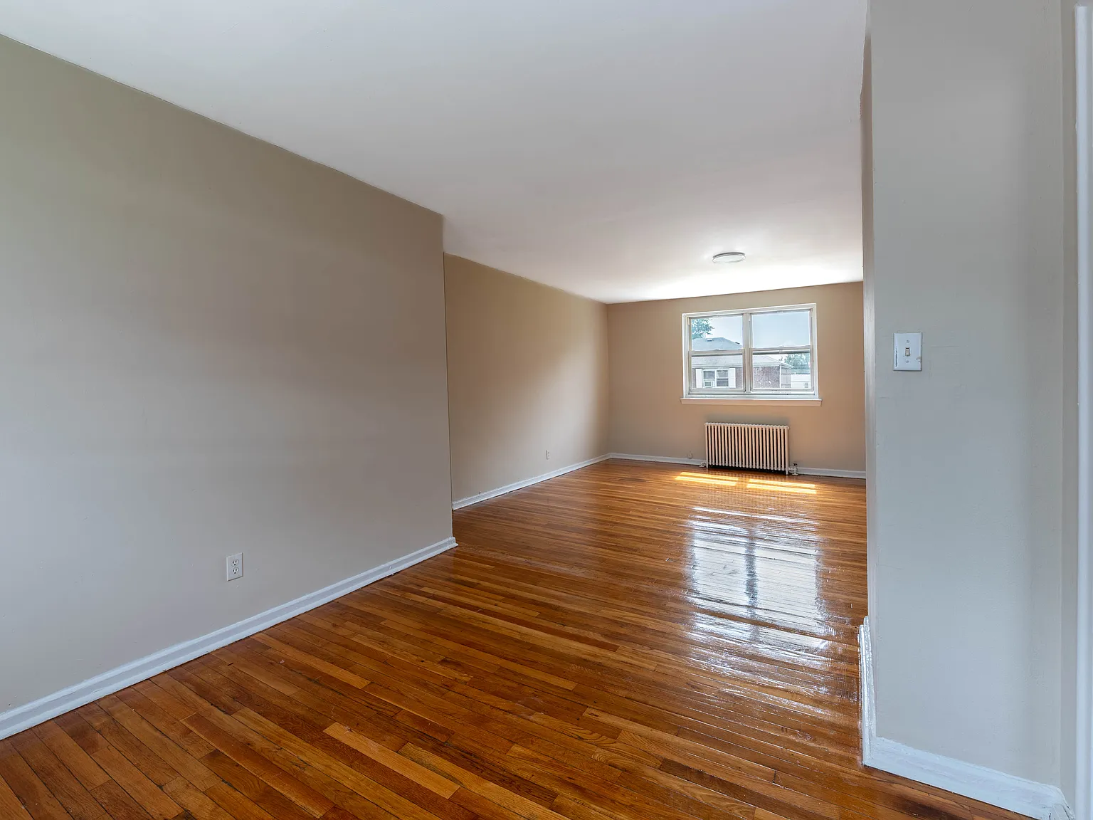 2 bed, 700 sqft, $2,175 — Photo 4