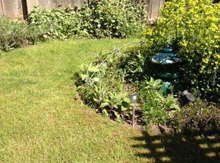 21727 80th Ave W APT B, Edmonds, WA 98026