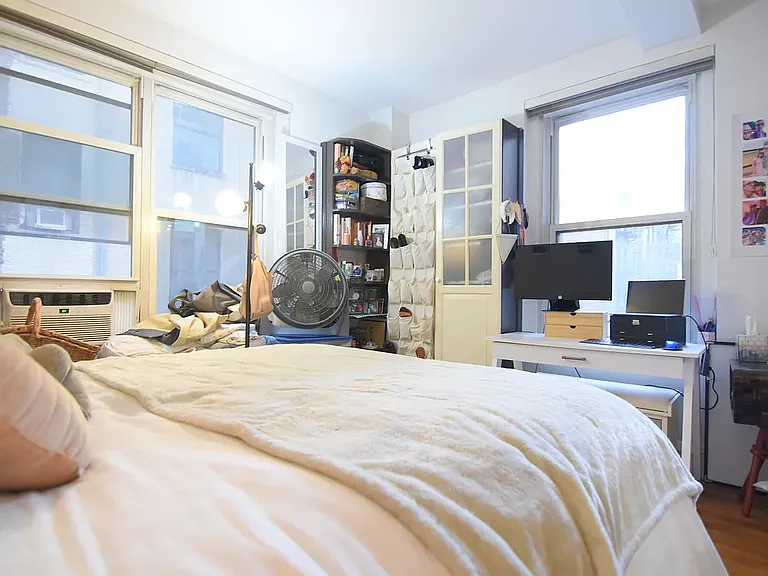 200 W 108th St #3G — Photo 8