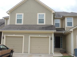 13747 Grove Ave, Bonner Springs, KS 66012