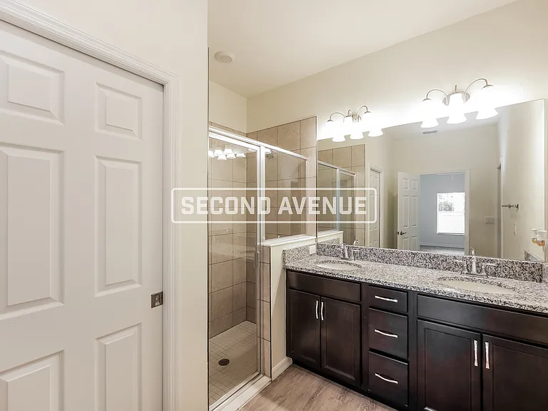3202 NE 14th Pl — Photo 10
