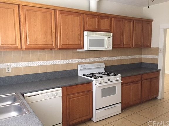 3rd image of 1721 Conejo Dr