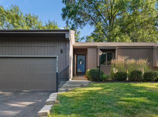 834 Brook Village Ct, Holland, MI 49423