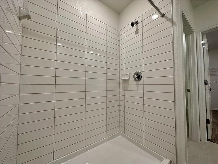 11131 Radiant Shore Loop — Photo 35