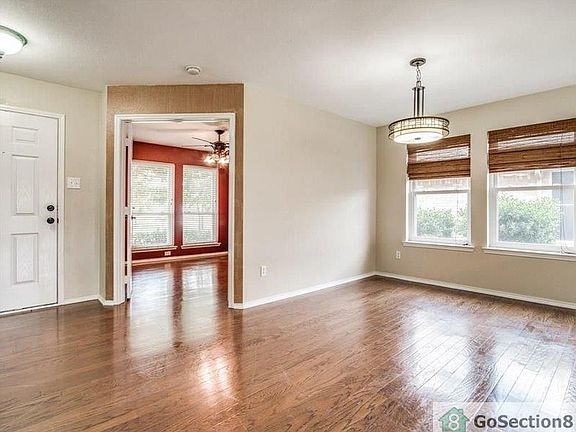 3rd image of 1227 Mockingbird Dr