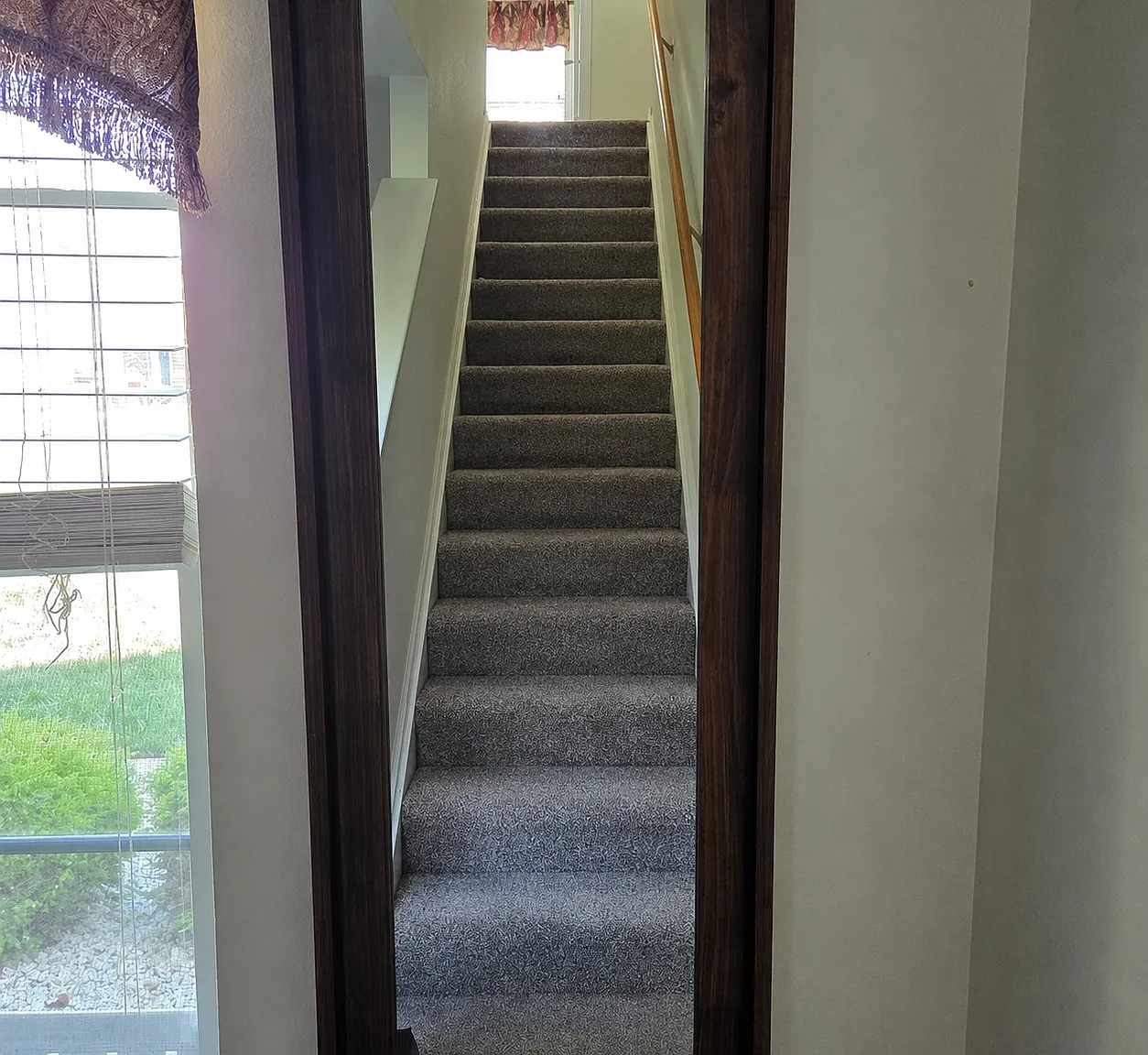 3 bed, 2.5 bath, 1890 sqft, $2,200 — Photo 3