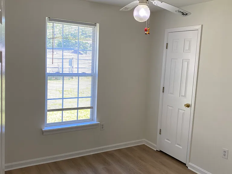 51 Kenmar Dr — Photo 9