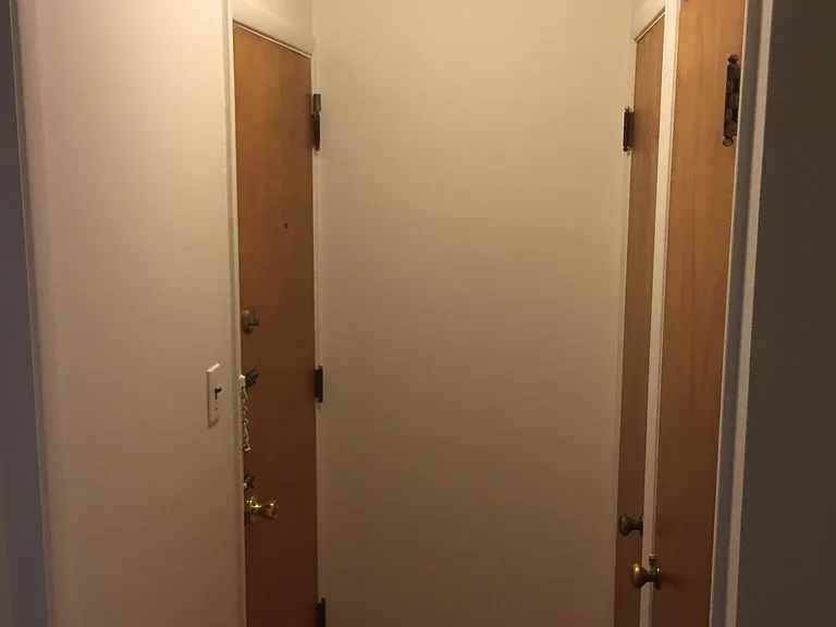 1433 Riverside Dr #6 — Photo 7