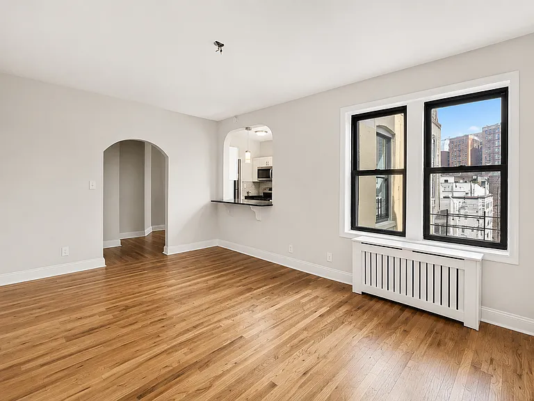 213 Bennett Ave #6D — Photo 3