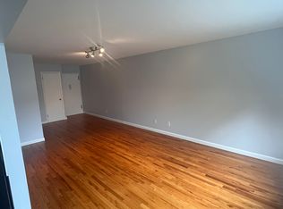 4 Glenwood Ave APT B7, Norwalk, CT 06854