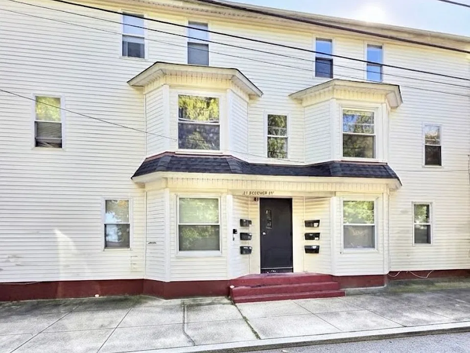 31 Beecher Street