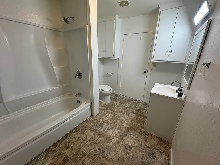962 Charter Oak Ave — Photo 16