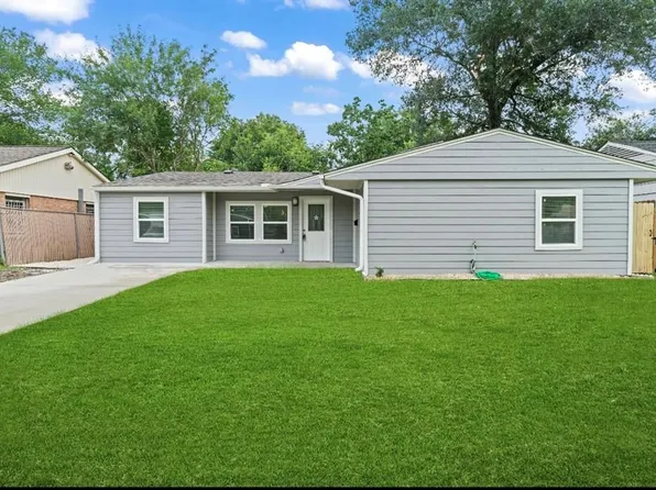 5207 Myrtlewood St, Houston, TX 77033