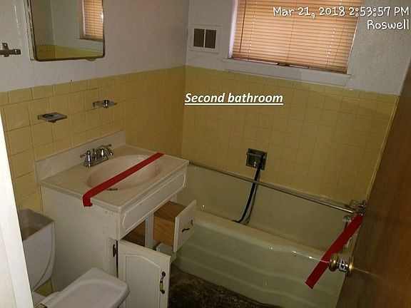 5th image of 306 N Kansas Ave