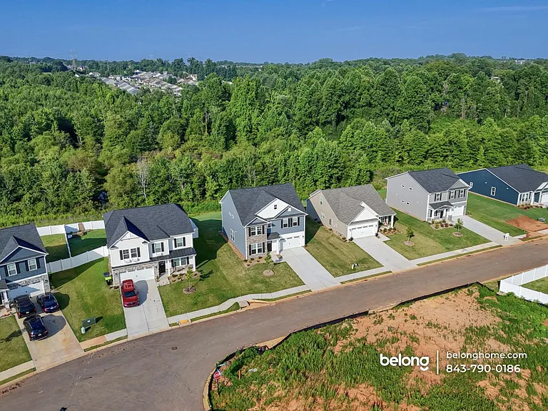 684 Gilgal Ln — Photo 3