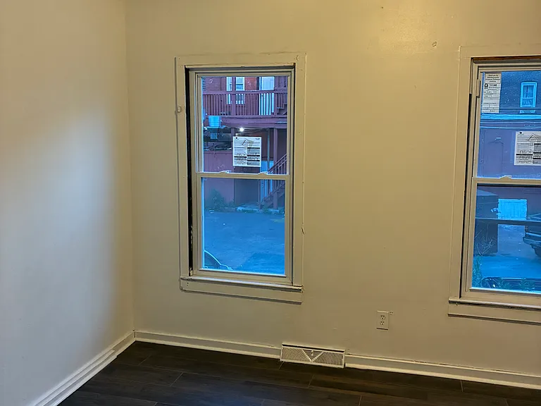 29 Cedar St #1 — Photo 3