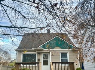 2217 3rd St, Trenton, MI 48183