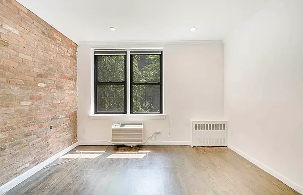 Rented by Compass | media 4