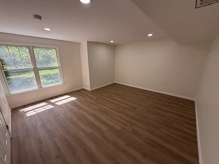 43891 Glenhazel Dr — Photo 9