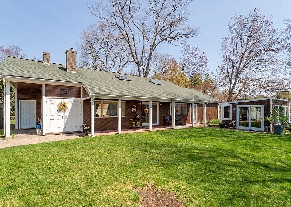 16 Sandy Cove Rd, Lunenburg, MA 01462 Zillow