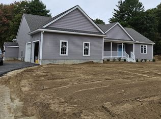 134 Elm St, Uxbridge, MA 01569