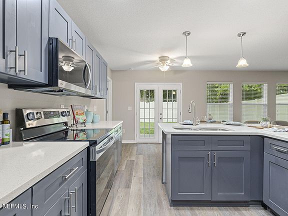 5th image of 4115 FAIRFAX Street