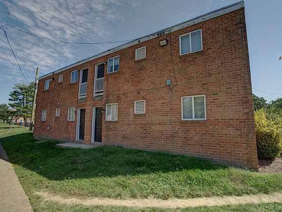 3rd image of 2110 Phaup St APT D