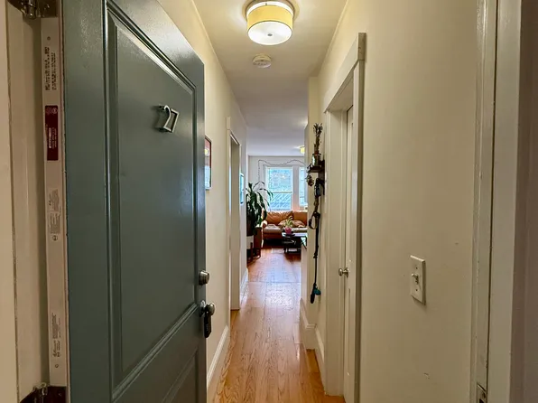83 Harvard St APT 27, Brookline, MA 02445