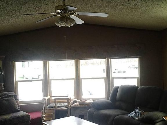 4th image of 15057 Forest Blvd N Trailer 61