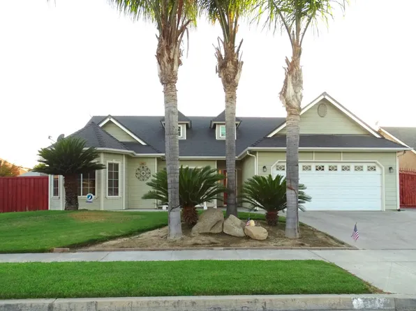 761 S Walnut Ave, Kerman, CA 93630