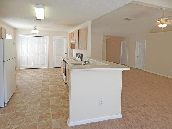 5th image of 3812 Hideaway Ln