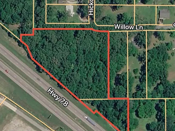 Willow Ln, New Albany, MS 38652