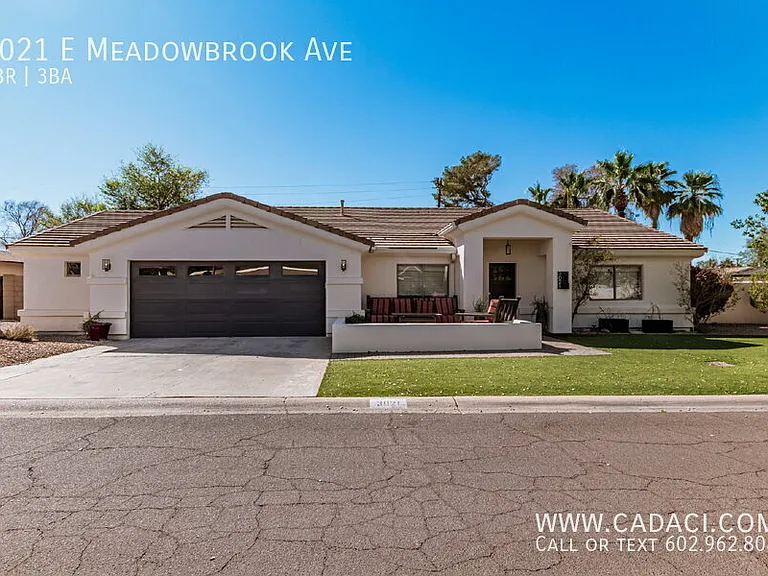 3021 E Meadowbrook Ave — Photo 5