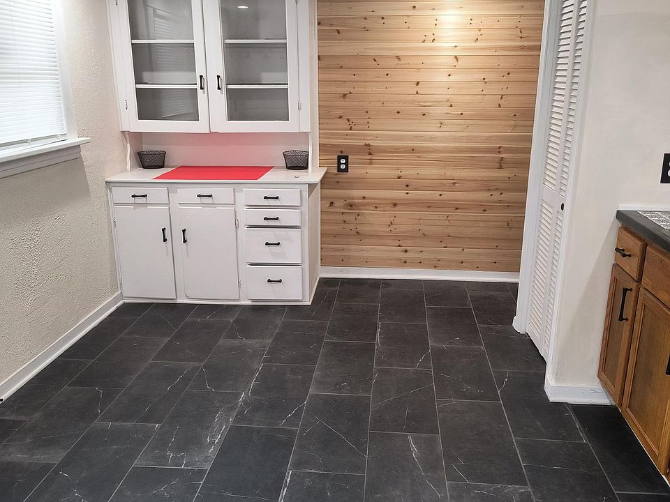 Large Kitchen