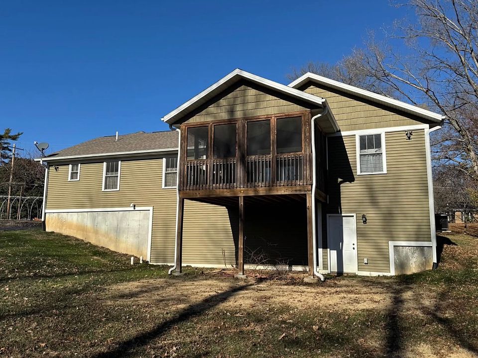 2nd image of 2211 W Cape Rock Dr