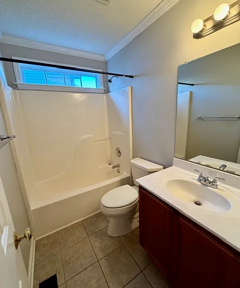 2nd Full Bathroom
