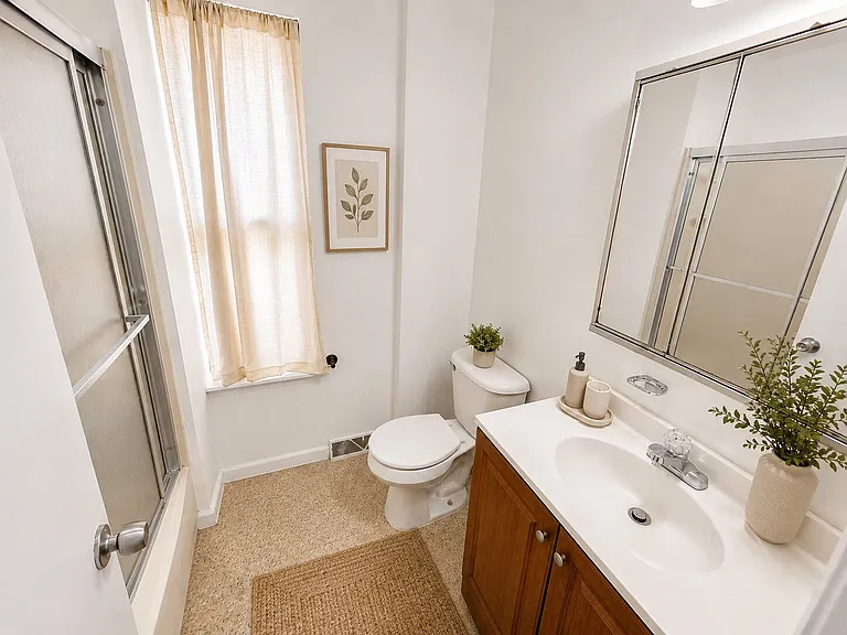 2547 N Water St — Photo 13