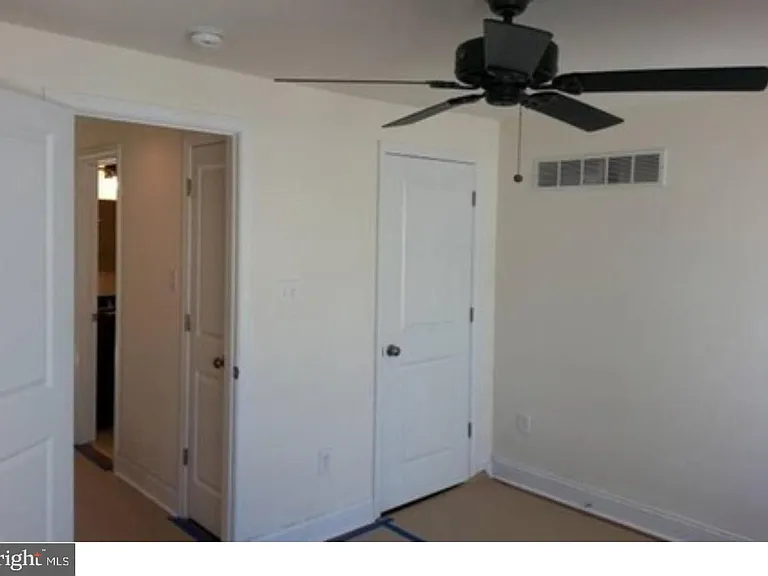 1338 S Bancroft St — Photo 6