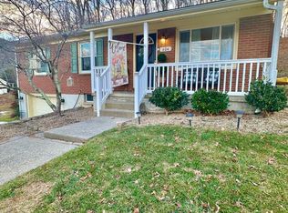 604 Heatherton Dr, Covington, VA 24426