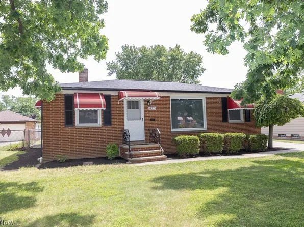 11391 Ronald Dr, Parma, OH 44130