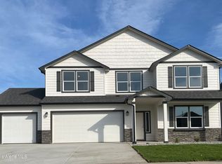 6030 W Bowmore Ln, Rathdrum, ID 83858