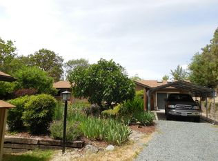 577 Sky Way, Grants Pass, OR 97527